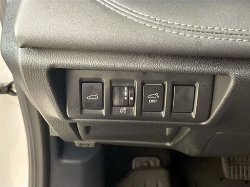 Used 2020 Subaru Outback Touring w/ Popular Package #2 image 14