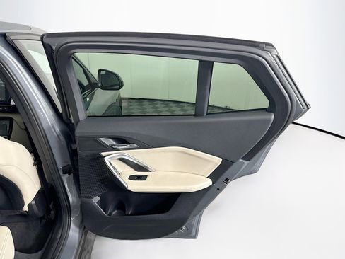 Used 2025 BMW X2 xDrive28i image 30