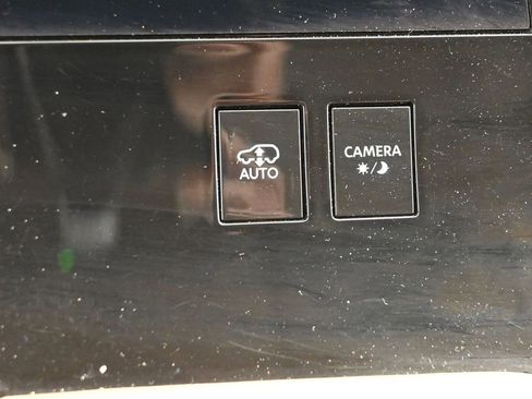 Used 2025 INFINITI QX80 Luxe AWD/4WD image 18