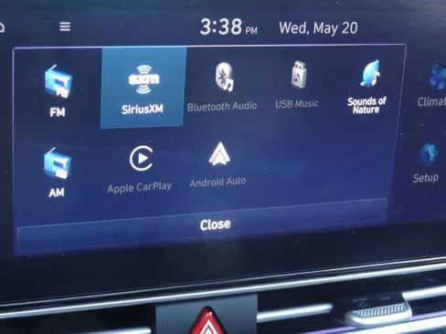 Used 2024 Hyundai Elantra Limited FWD image 31