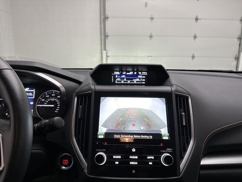 Used 2023 Subaru Crosstrek 2.5i Limited AWD/4WD image 31