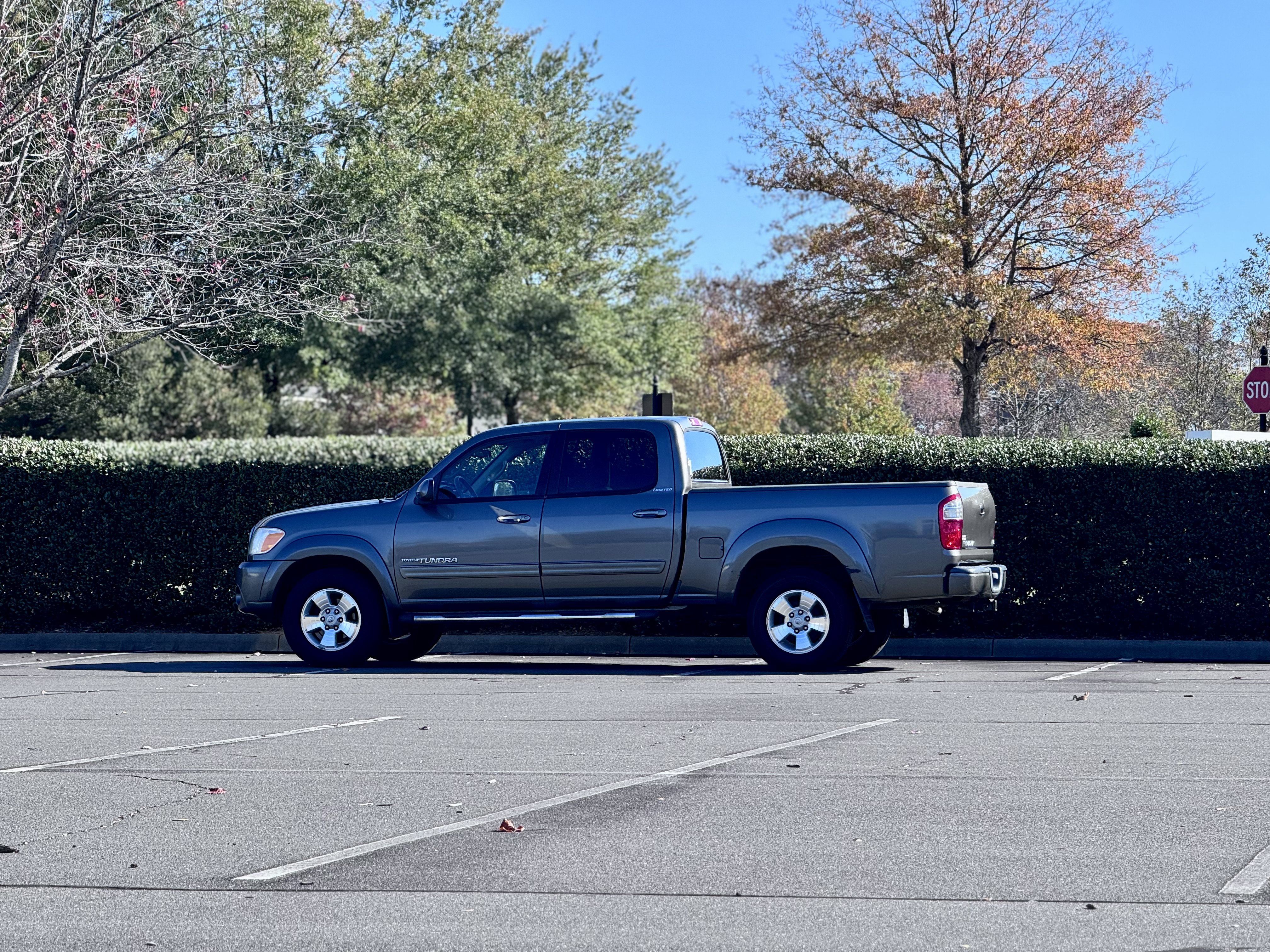 Used 2005 Toyota Tundra Limited w/ All Weather Guard Pkg RWD image 5