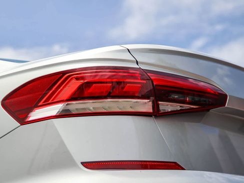 Used 2021 Volkswagen Passat 2.0T S FWD image 7