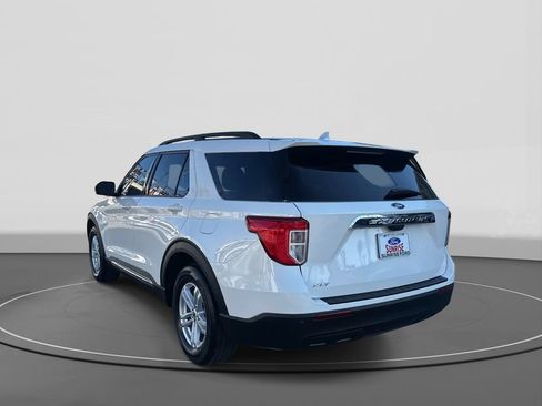 Certified 2023 Ford Explorer XLT image 7