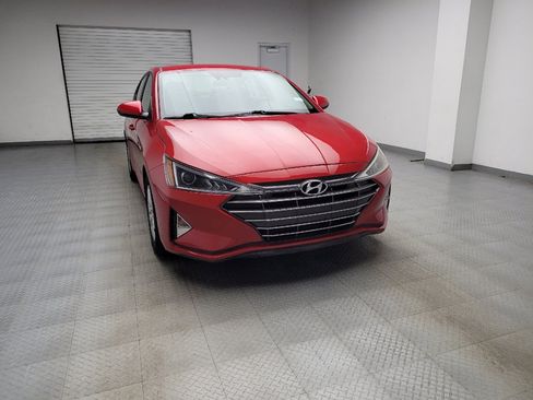 Used 2020 Hyundai Elantra SE w/ Winter Weather Package FWD image 14