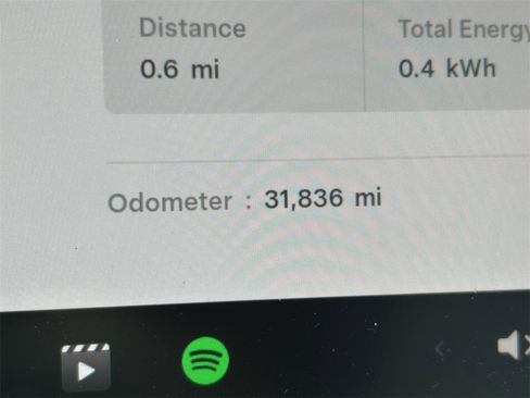 Used 2023 Tesla Model 3 Standard Range image 26