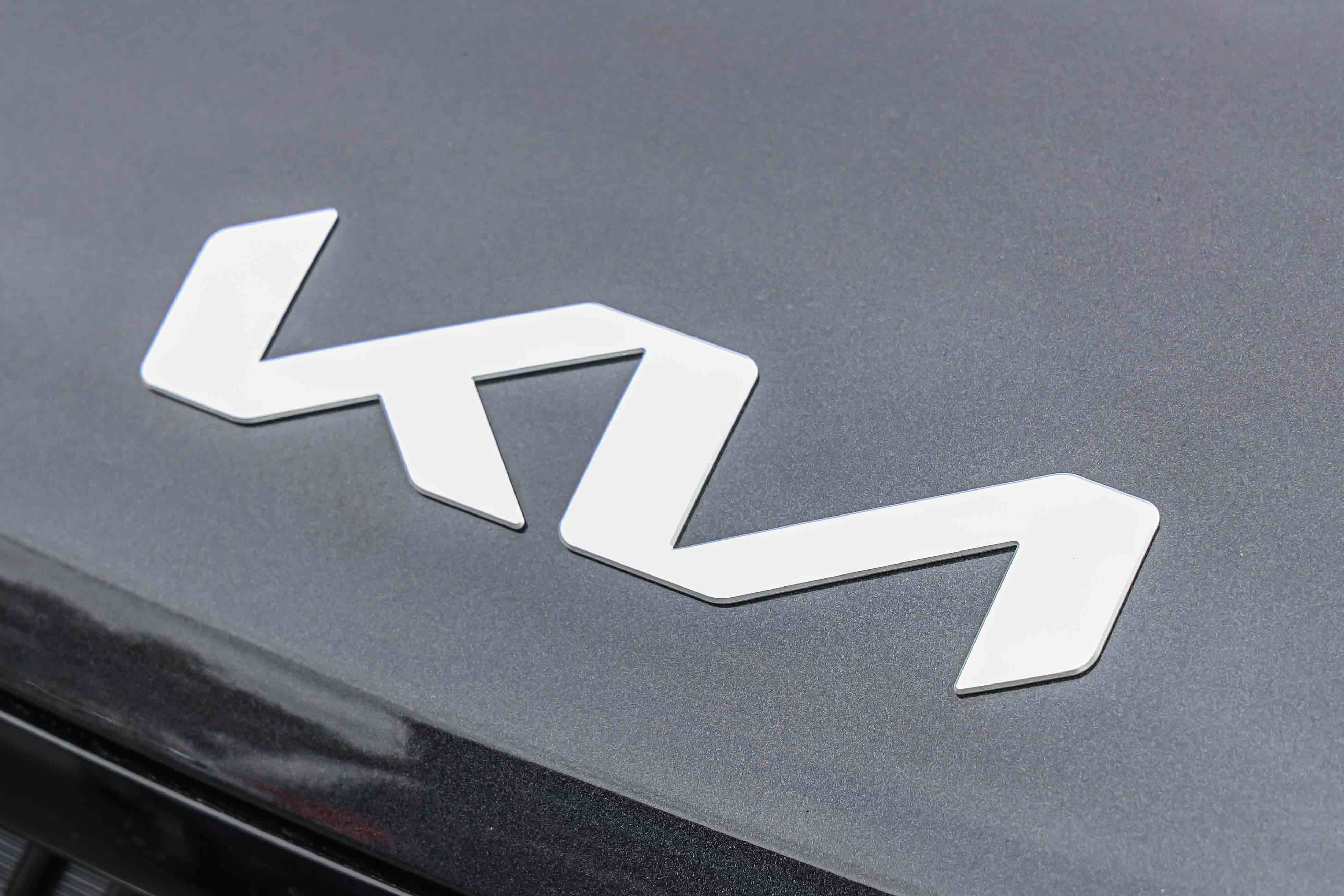 Used 2026 Kia Carnival EX FWD image 33