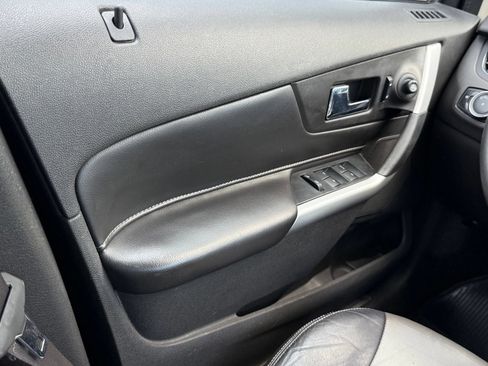 Used 2014 Ford Edge Sport w/ Vision Package AWD/4WD image 34