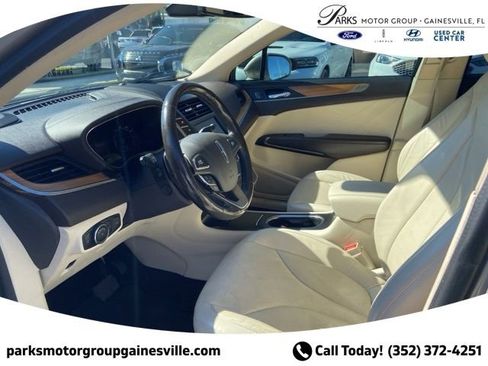 Used 2015 Lincoln MKC FWD w/ Equipment Group 102A Reserve image 9