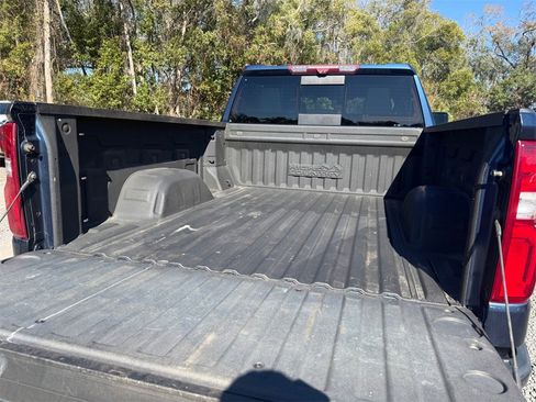 Used 2020 Chevrolet Silverado 1500 High Country w/ Technology Package image 29