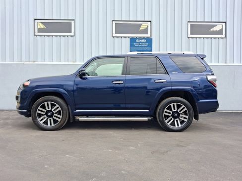 Used 2020 Toyota 4Runner Limited image 2