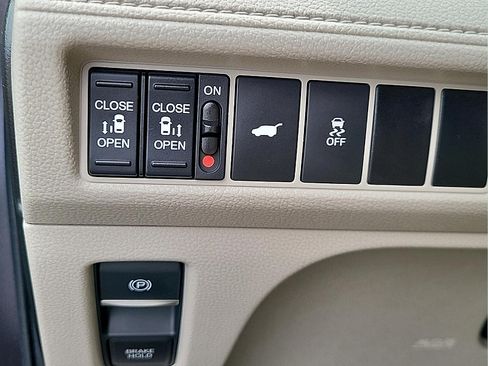 Used 2025 Honda Odyssey EX-L image 22