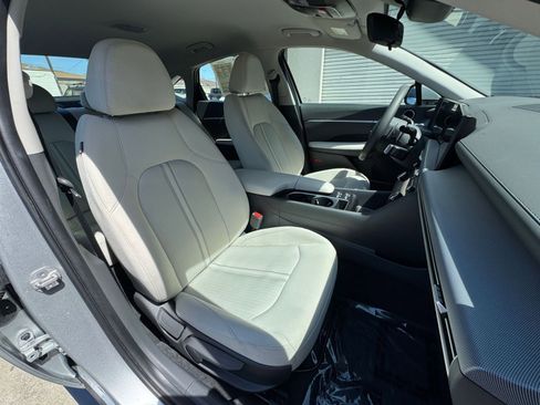 Used 2025 Hyundai Sonata SEL FWD image 37