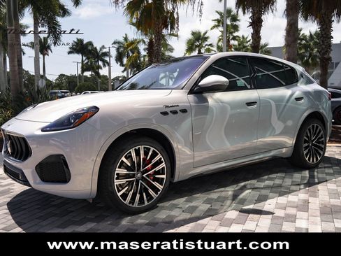 New 2025 Maserati Grecale Modena AWD/4WD image 4
