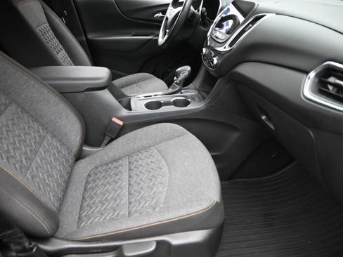Used 2022 Chevrolet Equinox LT image 7
