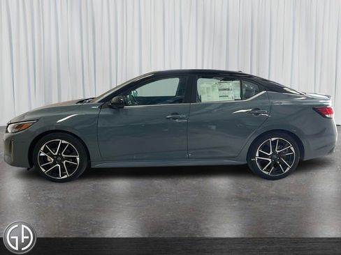 New 2025 Nissan Sentra SR w/ SR Premium Package image 8