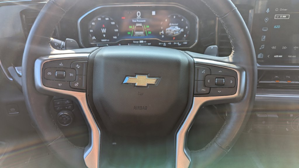 Used 2023 Chevrolet Silverado 1500 LTZ AWD/4WD image 21