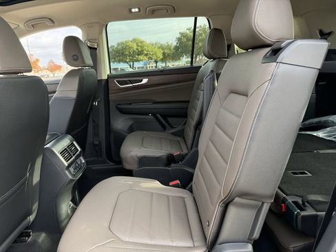 New 2026 Volkswagen Atlas SEL image 19