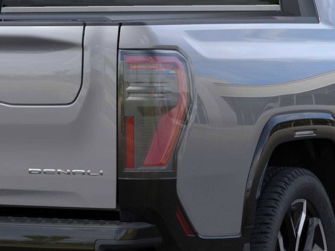 New 2024 GMC Sierra EV Denali AWD/4WD image 11