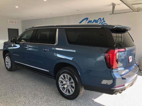 New 2026 GMC Yukon XL Denali w/ Sun & Power Step Package AWD/4WD image 2
