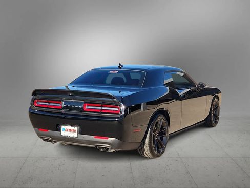 Used 2022 Dodge Challenger R/T Scat Pack w/ Shaker Package image 8