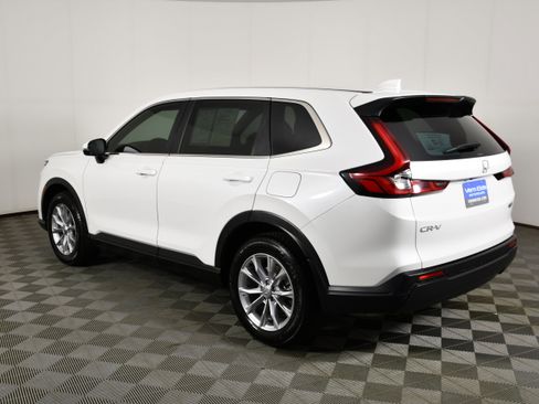 Certified 2024 Honda CR-V EX image 8