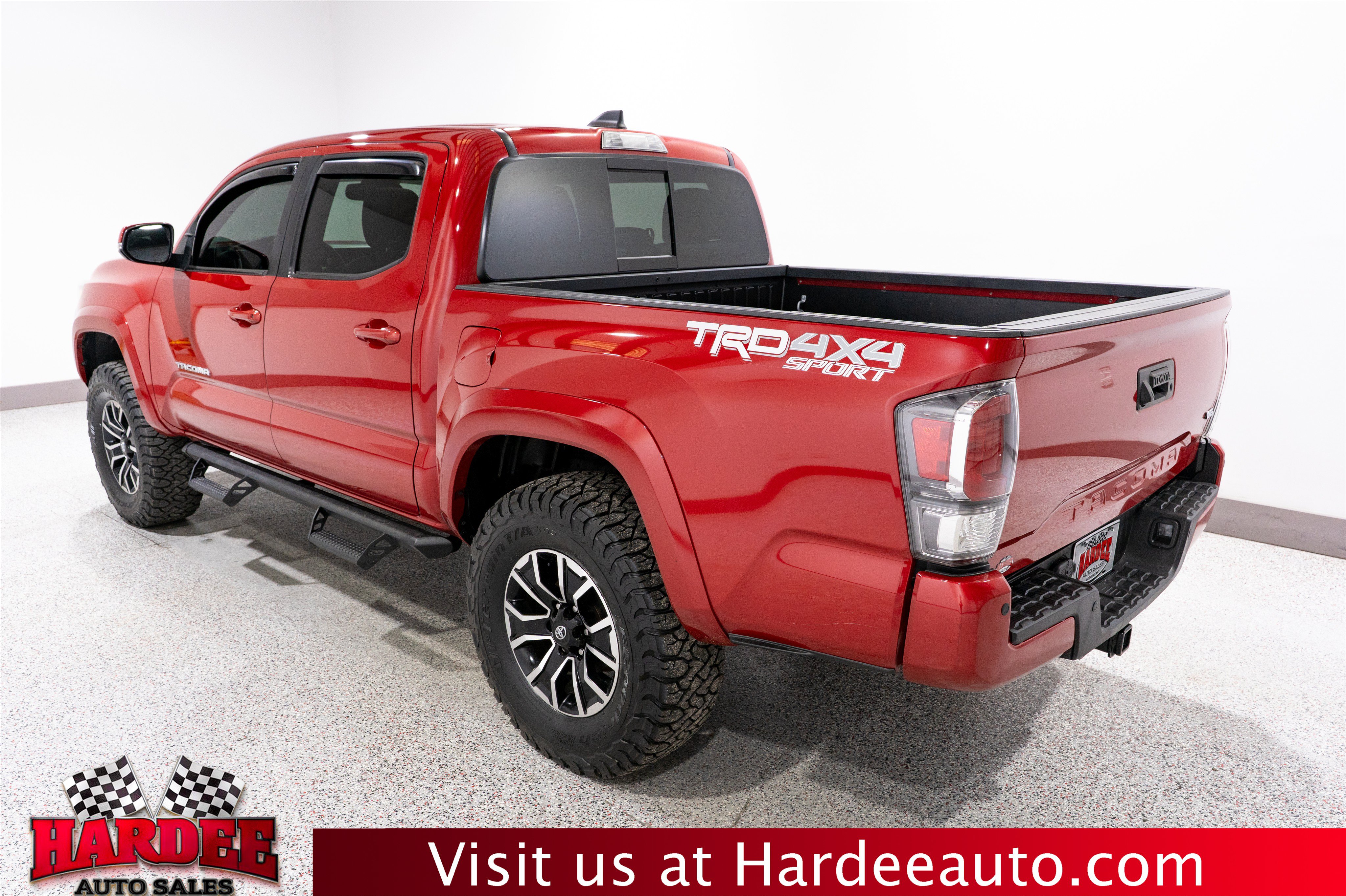 Used 2023 Toyota Tacoma TRD Sport w/ TRD Premium Sport Package AWD/4WD image 3