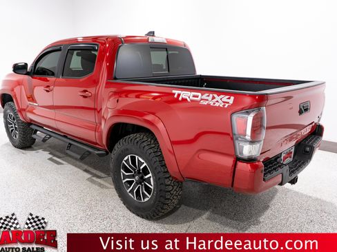 Used 2023 Toyota Tacoma TRD Sport w/ TRD Premium Sport Package AWD/4WD image 3