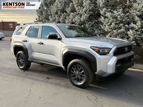 Used 2025 Toyota 4Runner SR5 image 10
