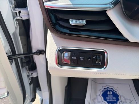 New 2026 Buick Enclave Avenir w/ Super Cruise Package FWD image 19