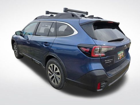 Used 2022 Subaru Outback Premium AWD/4WD image 5