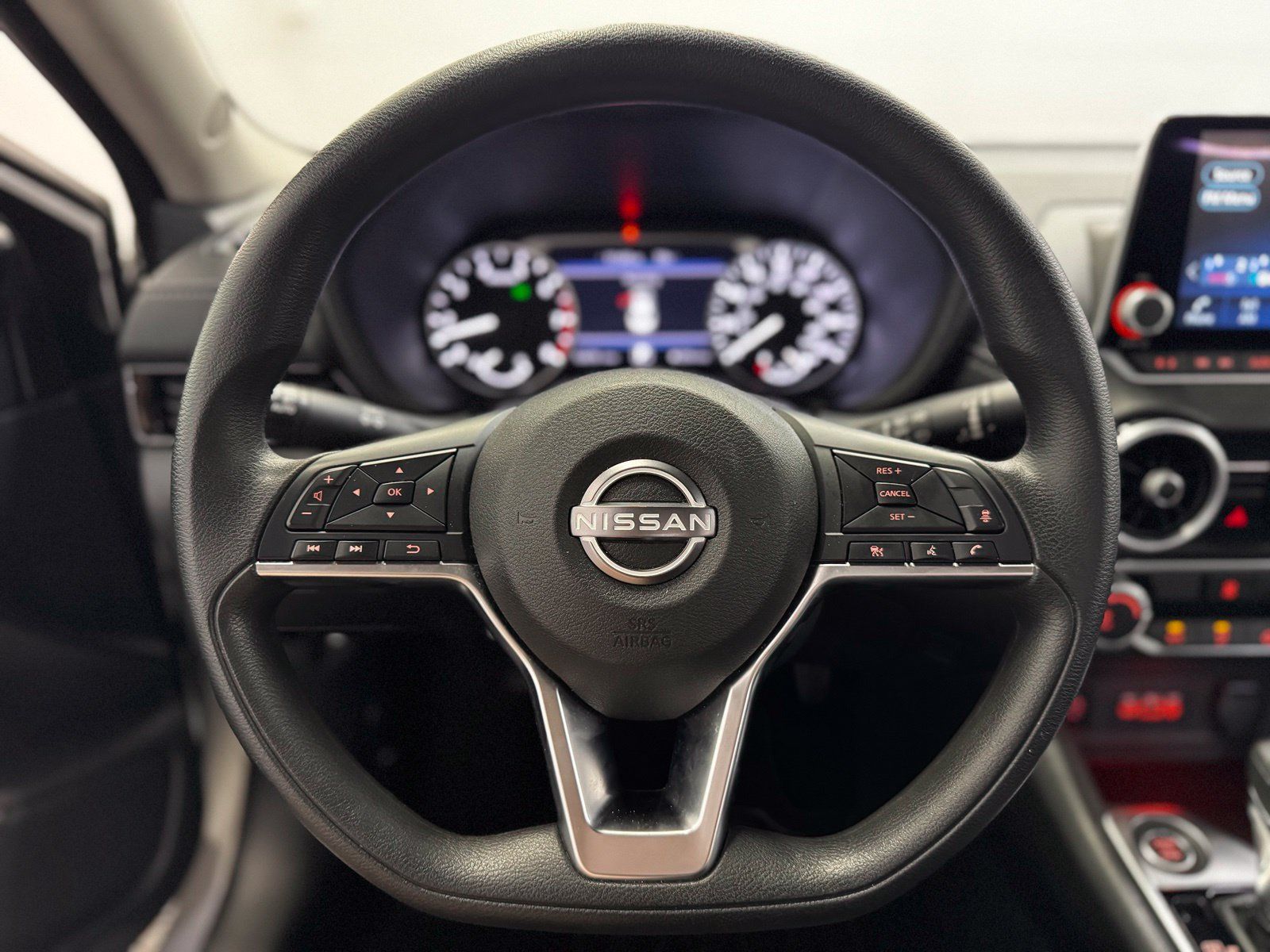 Certified 2024 Nissan Sentra SV FWD image 23