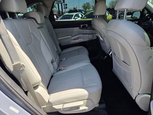 Used 2023 Kia Sorento S w/ Panoramic Sunroof Package image 15