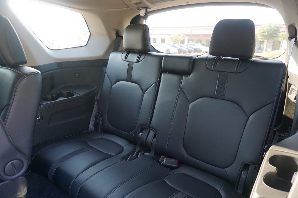 Used 2024 Honda Pilot EX-L image 16
