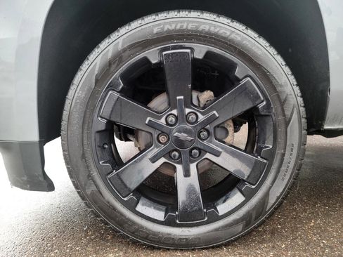 Used 2020 Chevrolet Tahoe LS w/ Enhanced Driver Alert Package image 18