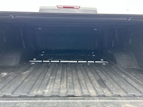 Used 2025 GMC Sierra 2500 SLE w/ SLE Convenience Package AWD/4WD image 9
