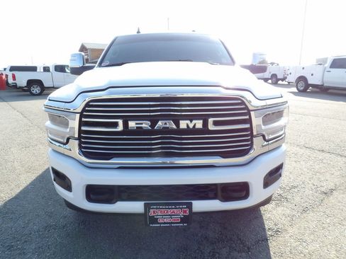 Used 2024 RAM 2500 Laramie AWD/4WD image 12