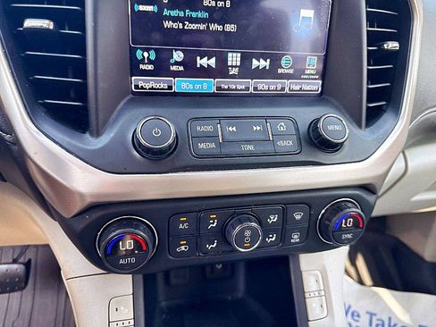 Used 2019 GMC Acadia Denali w/ Technology Package AWD/4WD image 15
