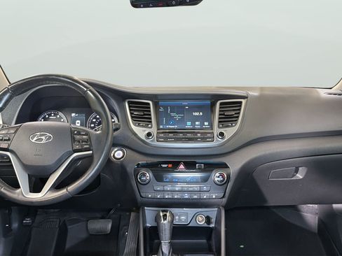 Used 2016 Hyundai Tucson Limited w/ Option Group 03 AWD/4WD image 14
