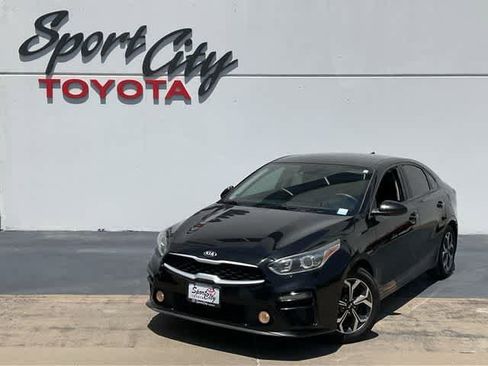 Used 2021 Kia Forte LXS FWD image 1