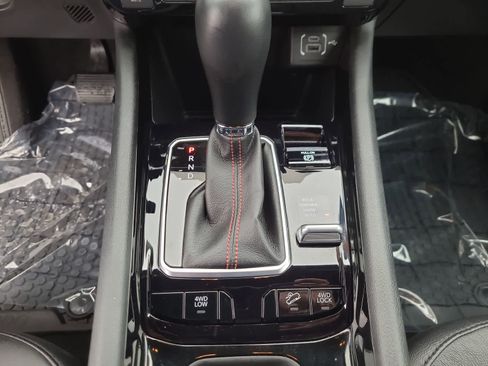 Used 2023 Jeep Compass Trailhawk image 25