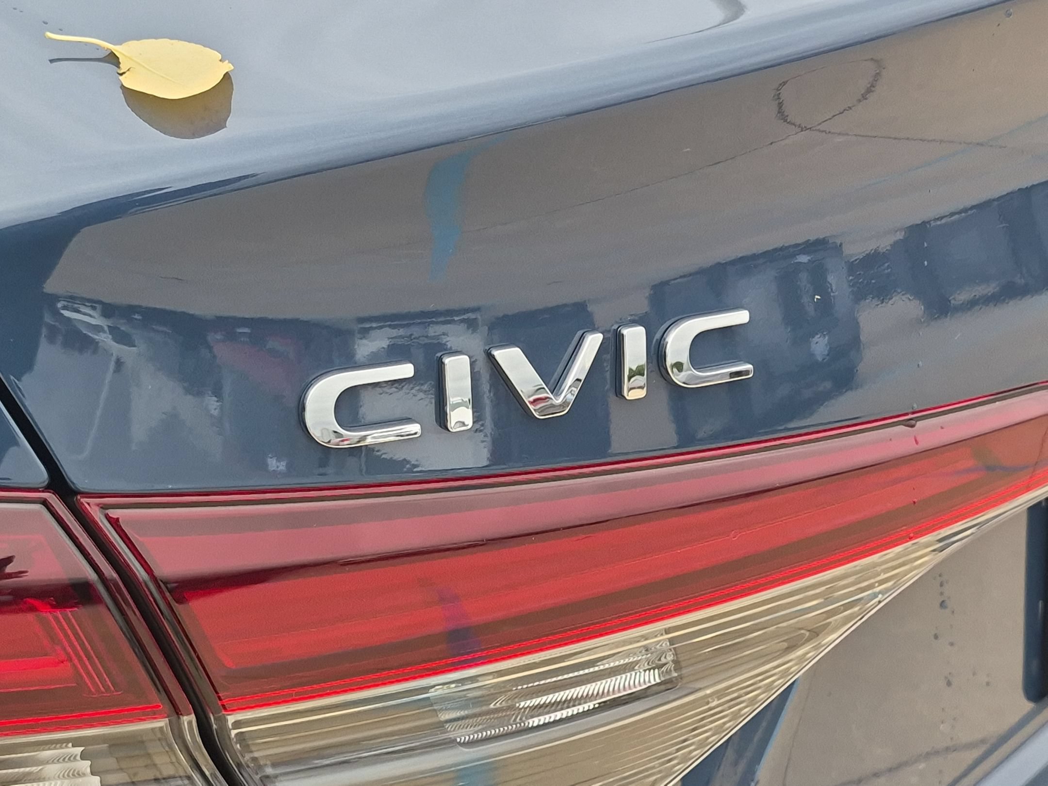 Certified 2025 Honda Civic Sport image 29