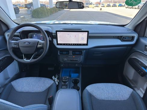 New 2025 Ford Maverick XLT w/ XLT Luxury Package image 13