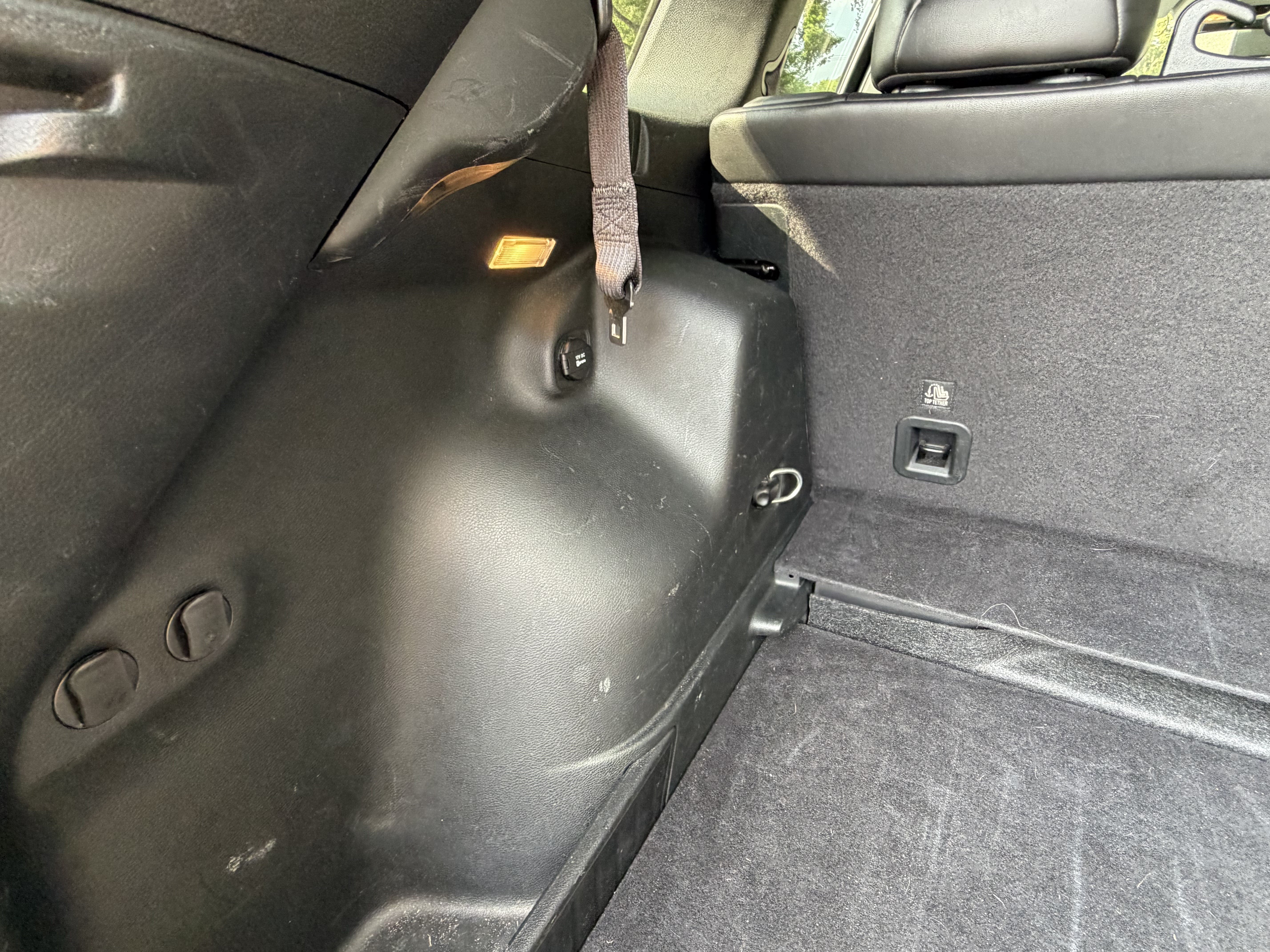 Used 2019 Jeep Cherokee Latitude Plus FWD image 49
