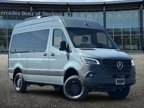 New 2025 Mercedes-Benz Sprinter 2500 image 2