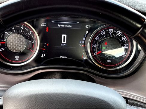 Used 2023 Dodge Challenger GT image 5