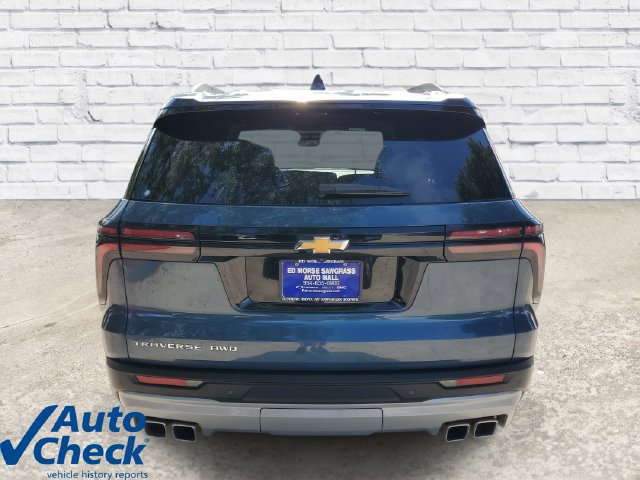 Certified 2026 Chevrolet Traverse LT AWD/4WD image 3