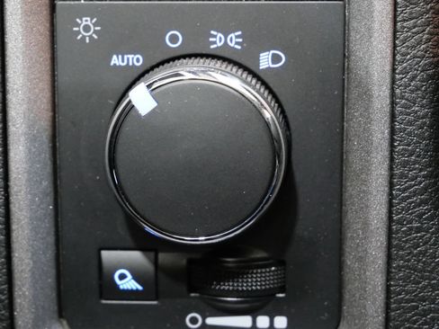 Used 2023 RAM 1500 Tradesman w/ Trailer Tow Package AWD/4WD image 14
