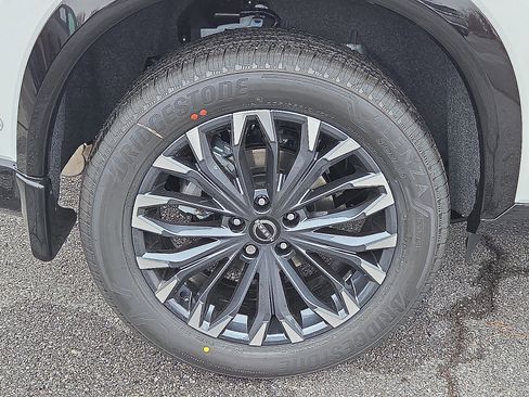 New 2026 Nissan Rogue Platinum w/ Tech Package AWD/4WD image 25