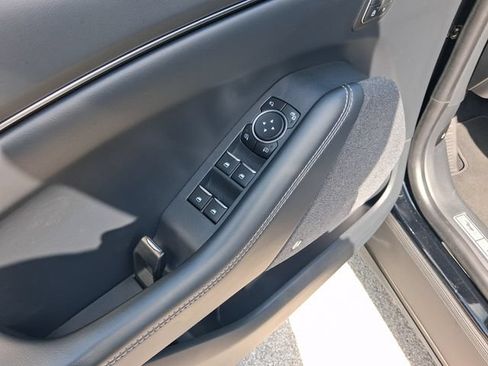 Used 2023 Ford Mustang Mach-E Premium RWD image 16